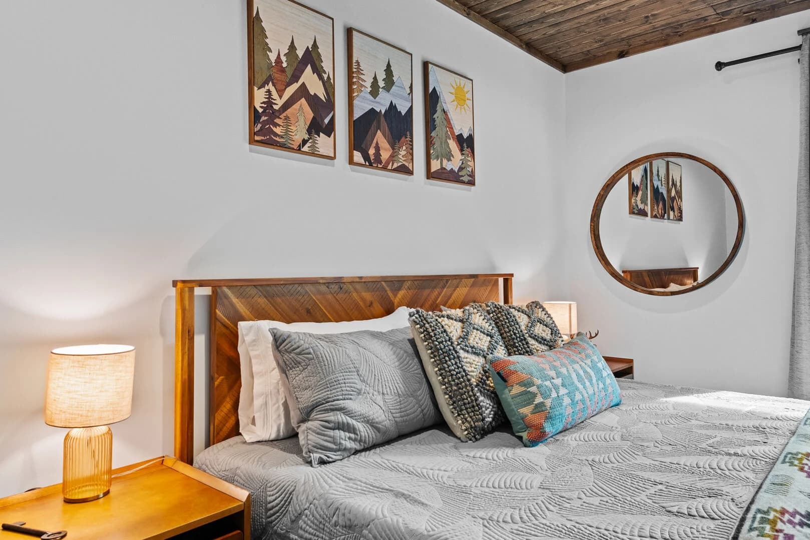 Llama Creek Cabin at Eagles Nest - Image 19