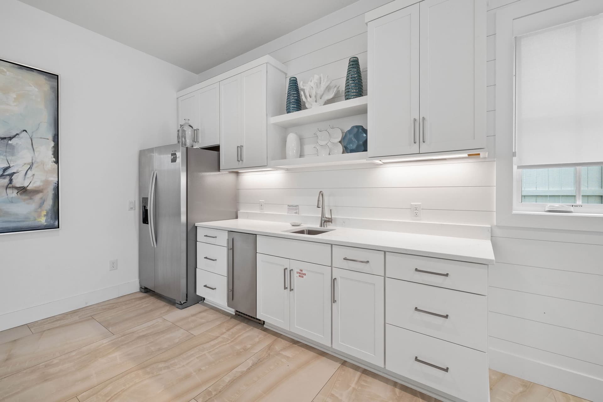 Eyes on Sunrise - Image 24