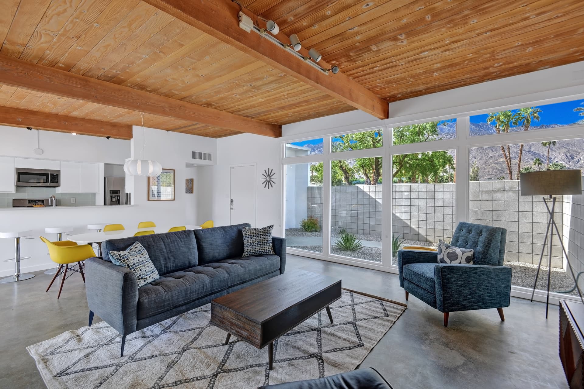 Mid Century Meiselman Home - Image 5