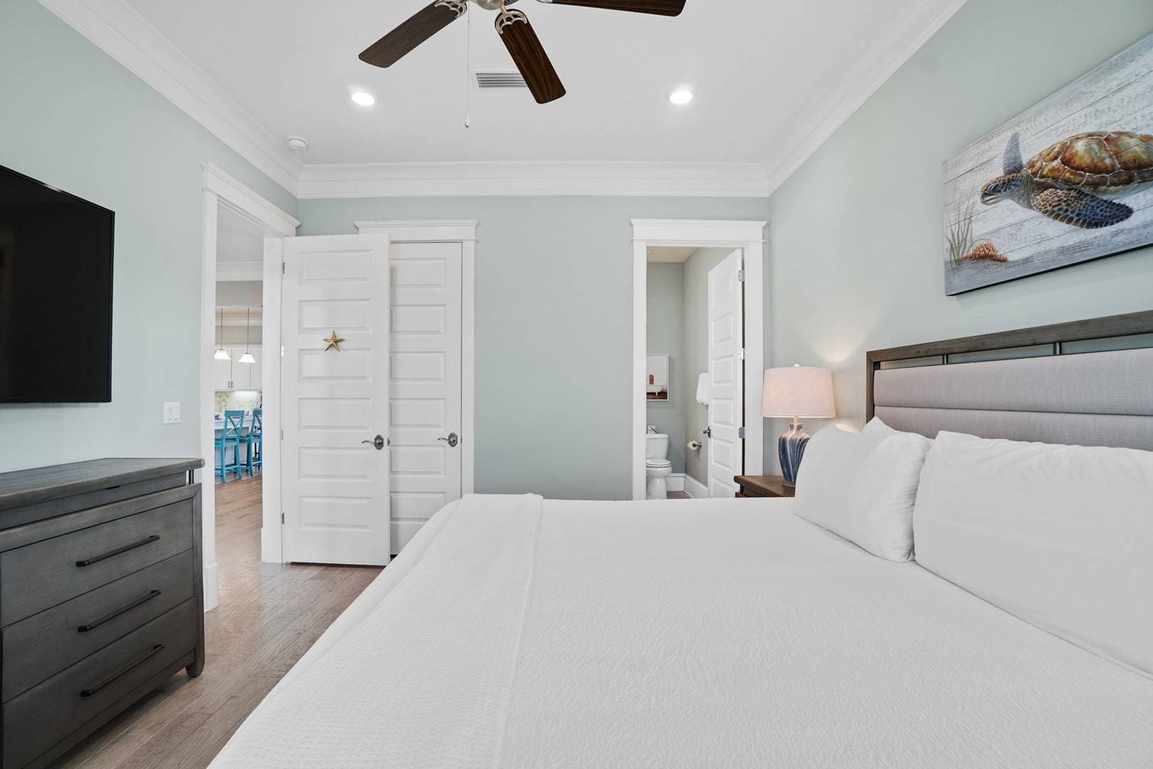 Sand Dollar Manor - Image 24