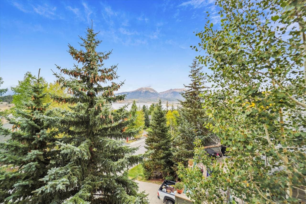 Corinthian Bella Vista - Image 46