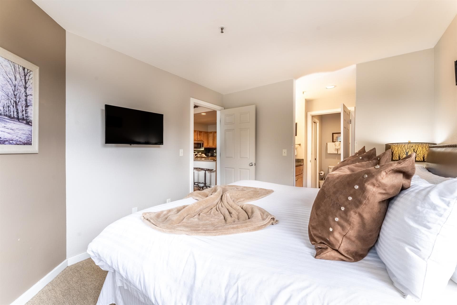 Evergreen Escape - Image 18