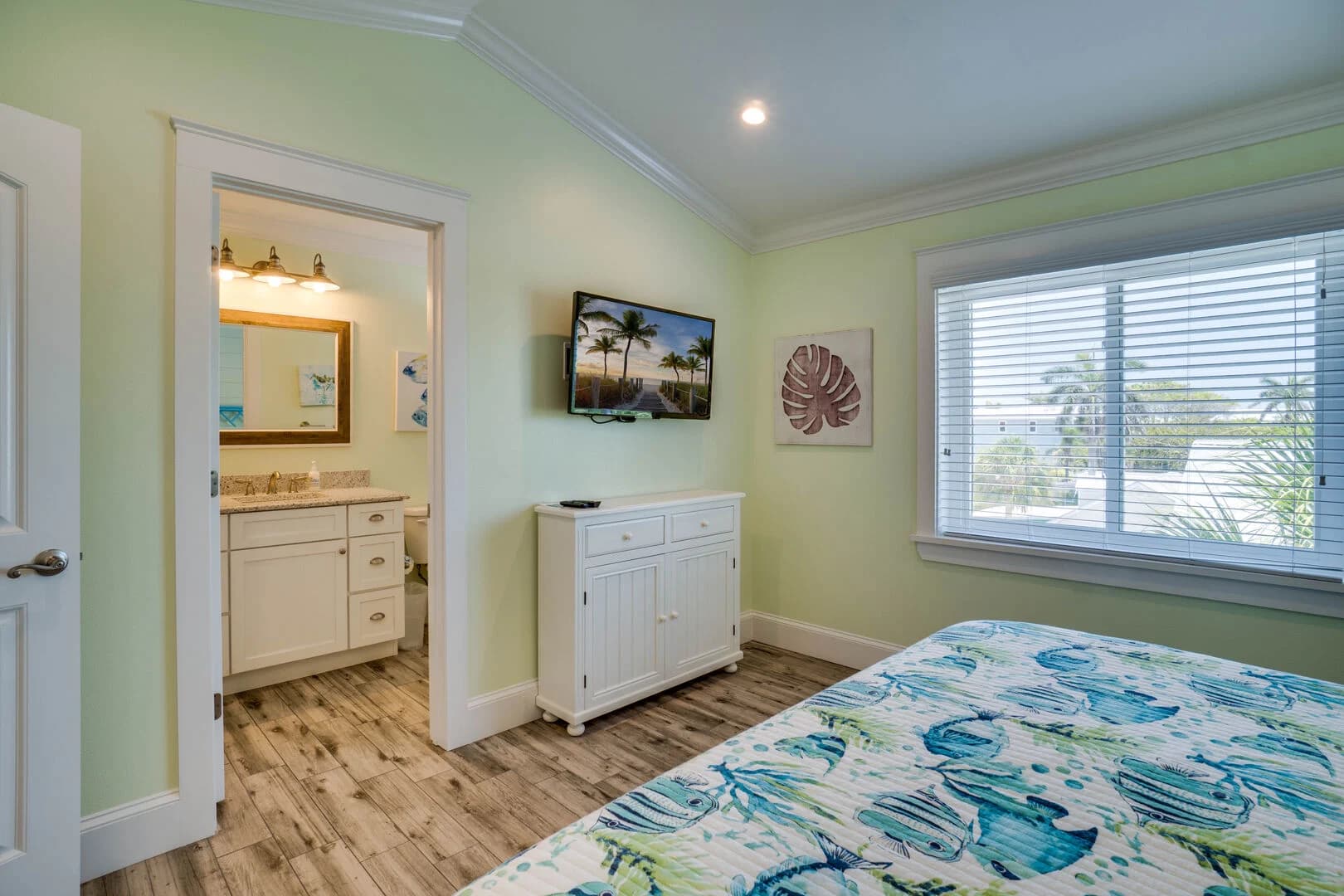 Summer Retreat - Image 22