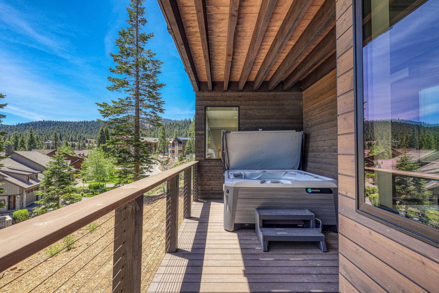 Larkspur Luxe - Image 28