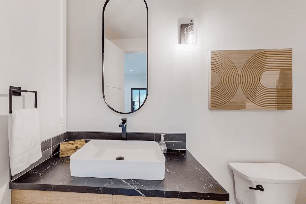 Gem House - Image 14