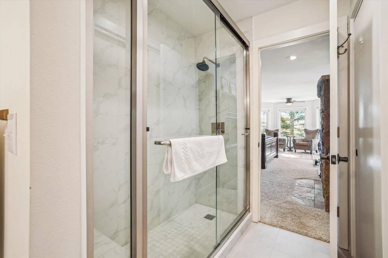 Corinthian Bella Vista - Image 23