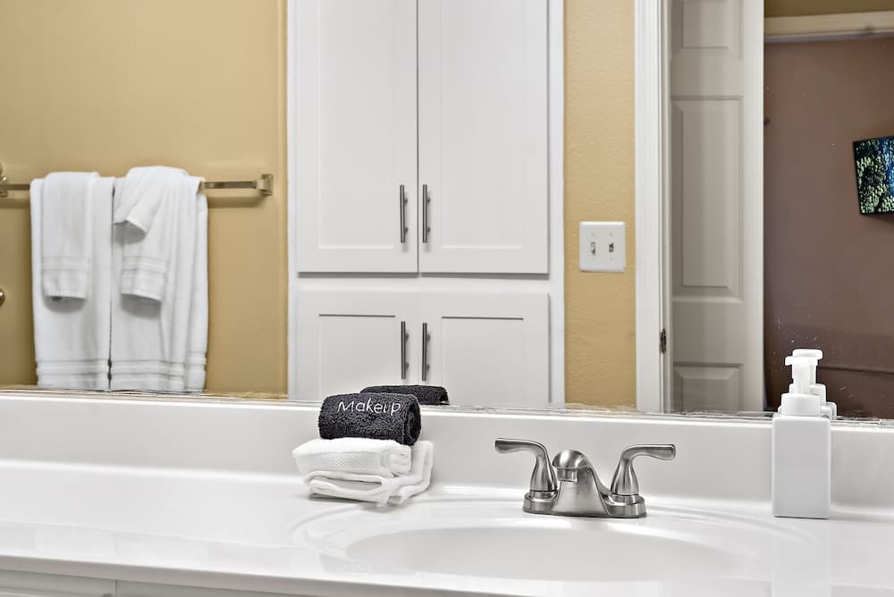 Sahuaro Suite - Image 8