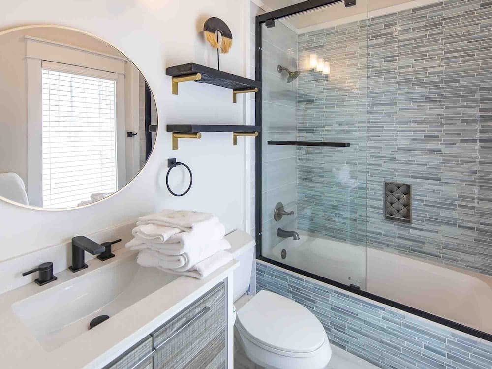 Salt Life - Image 20