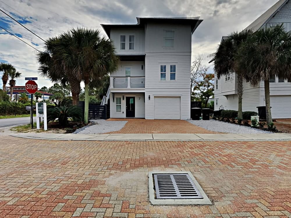 Salt Life - Image 31