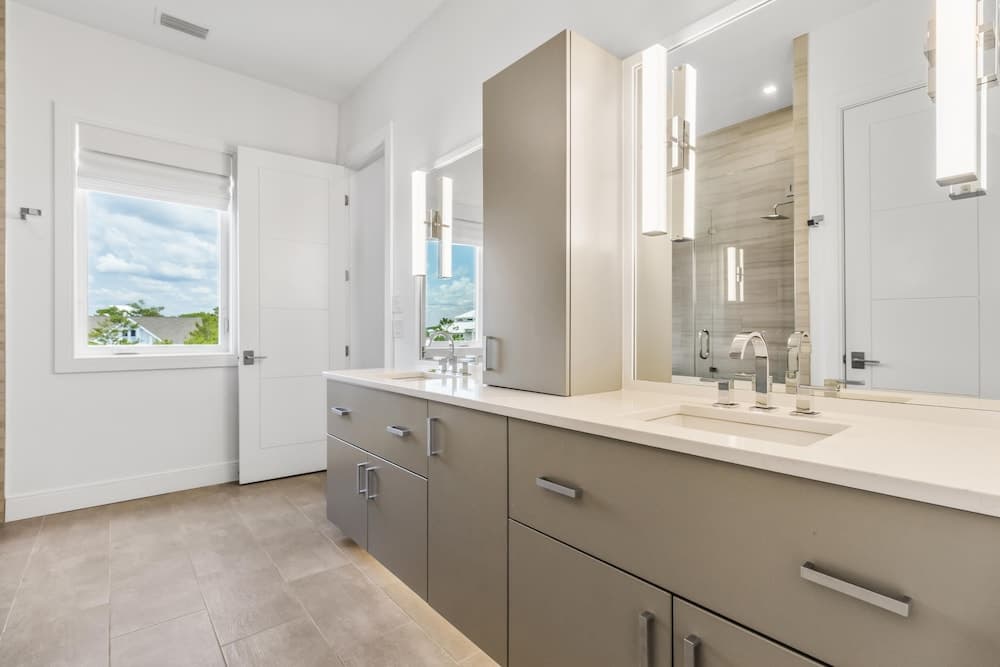 Sanctuary Landing - Image 21