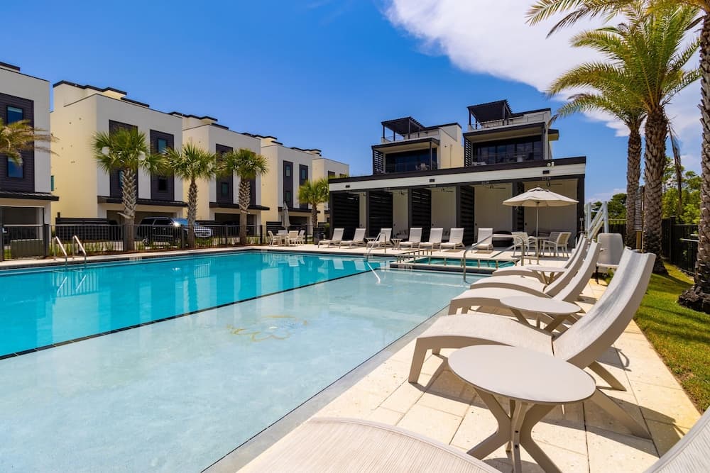 Sanctuary Landing - Image 29