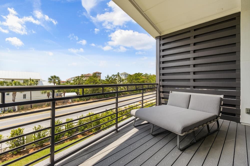 Sanctuary Landing - Image 35