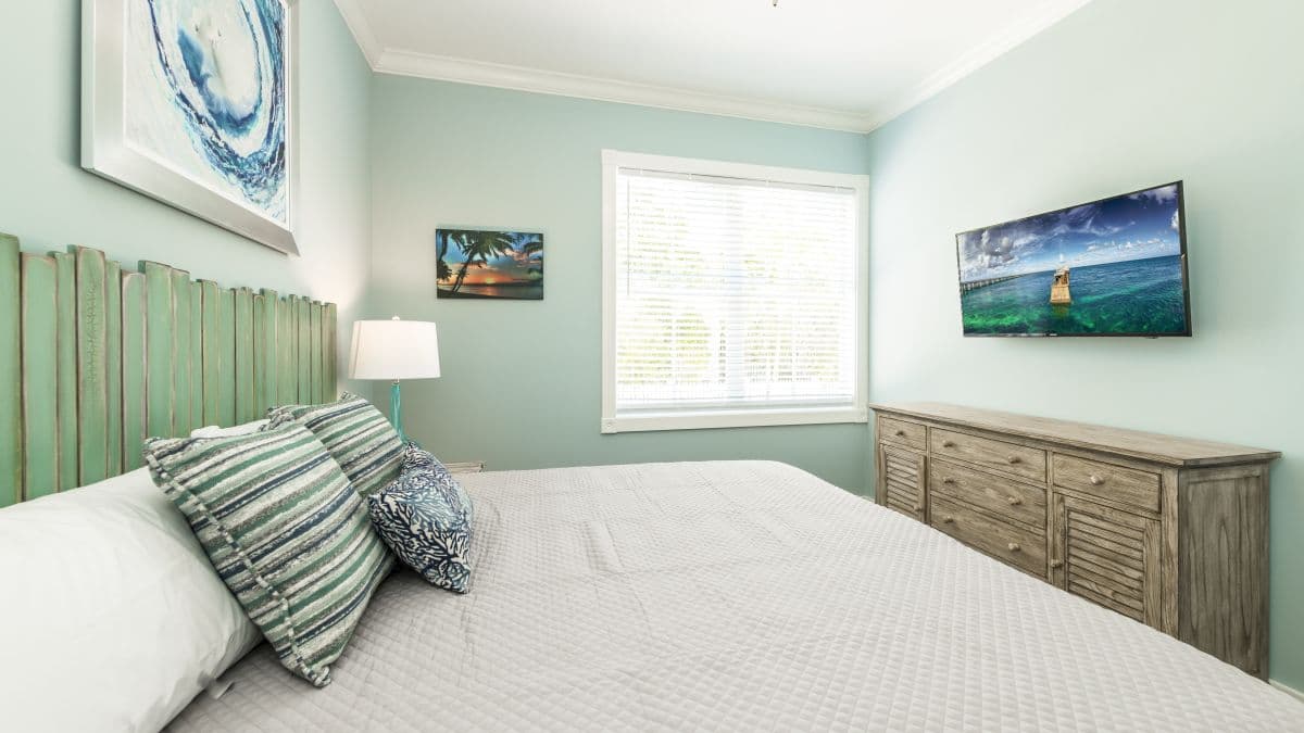 Sunset North - Image 10