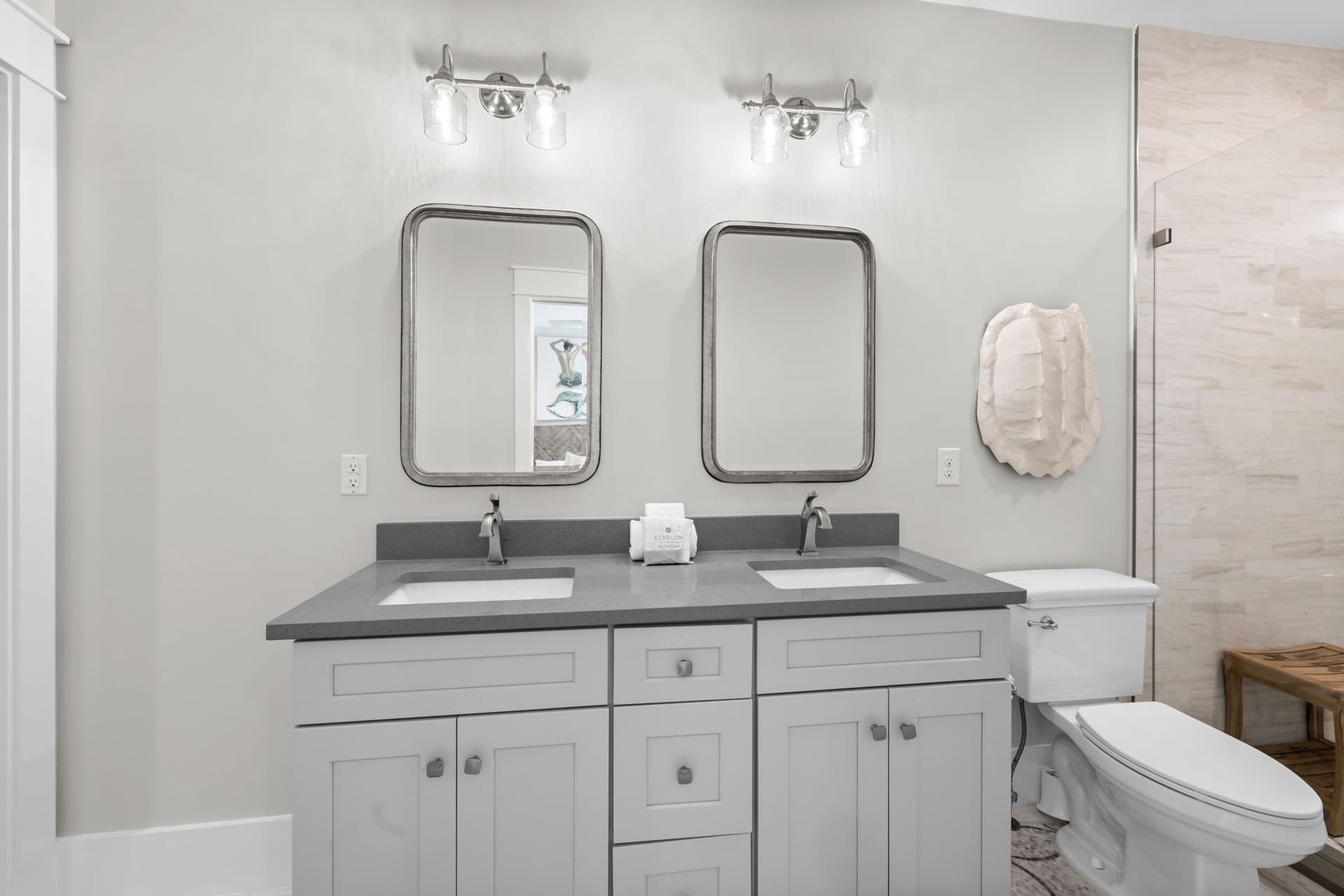 Beachside Haven - Image 33