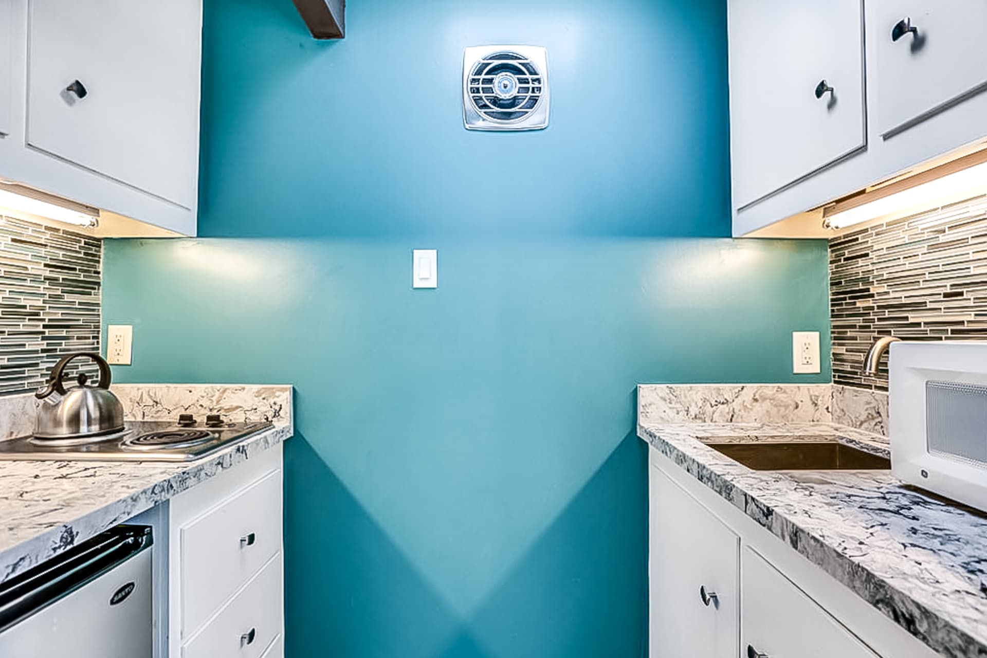 Twin Palms Sunsation - Image 18