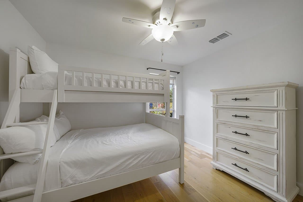 Sea-Renity - Image 16