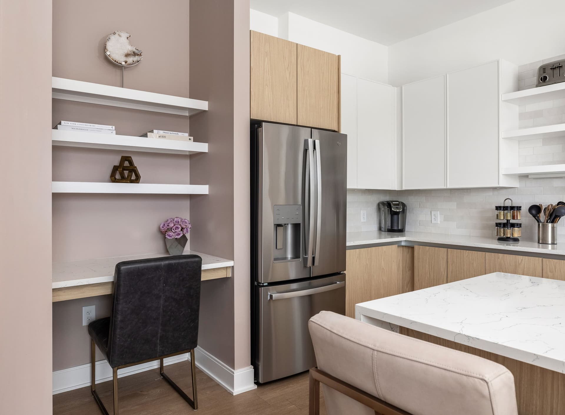 Serene Escape at Auburn Ave - Image 8