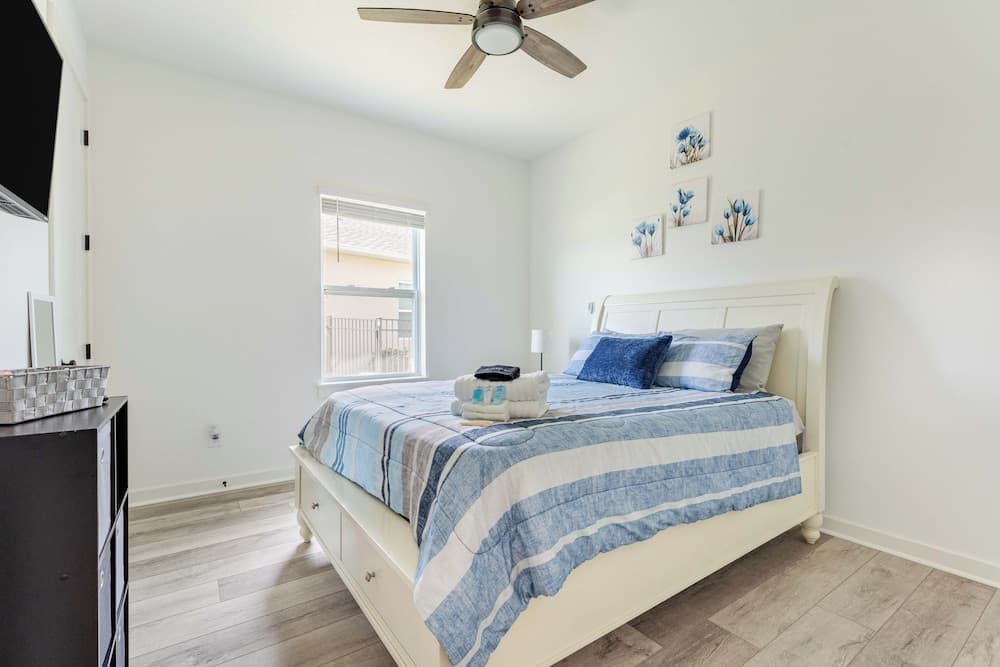 Serenity Lake - Image 8