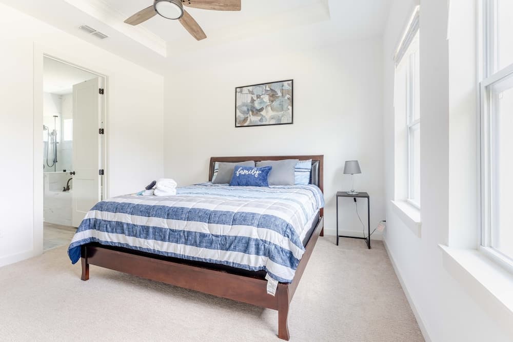 Serenity Lake - Image 17