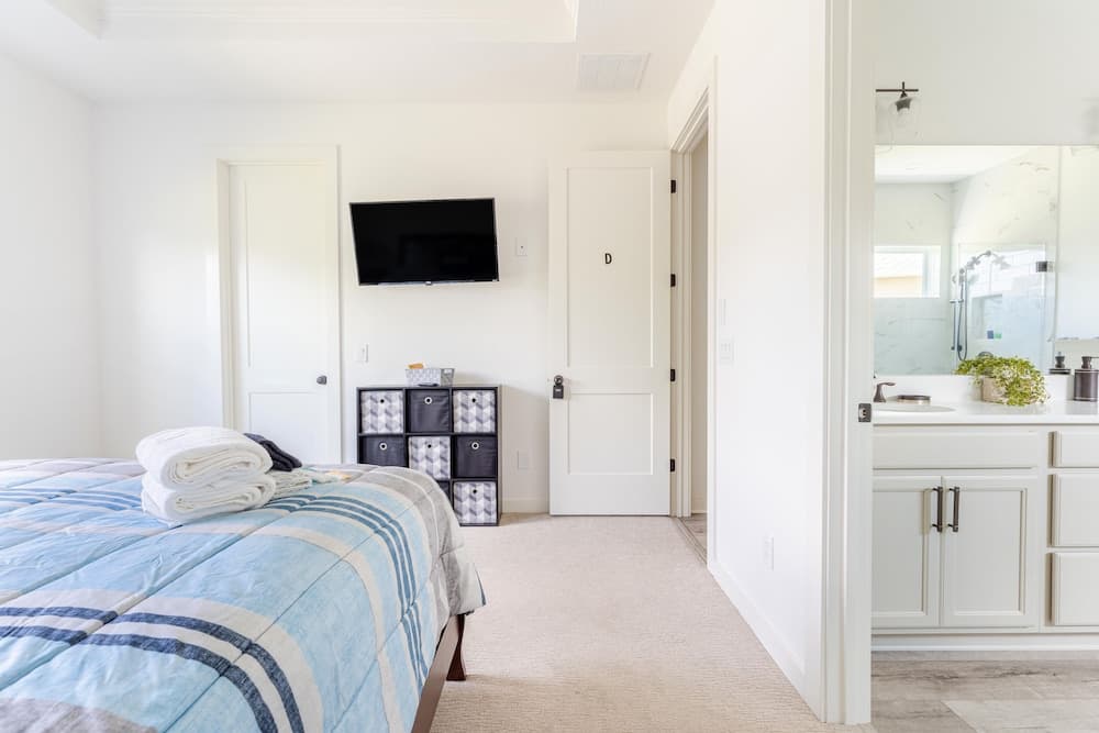 Serenity Lake - Image 20