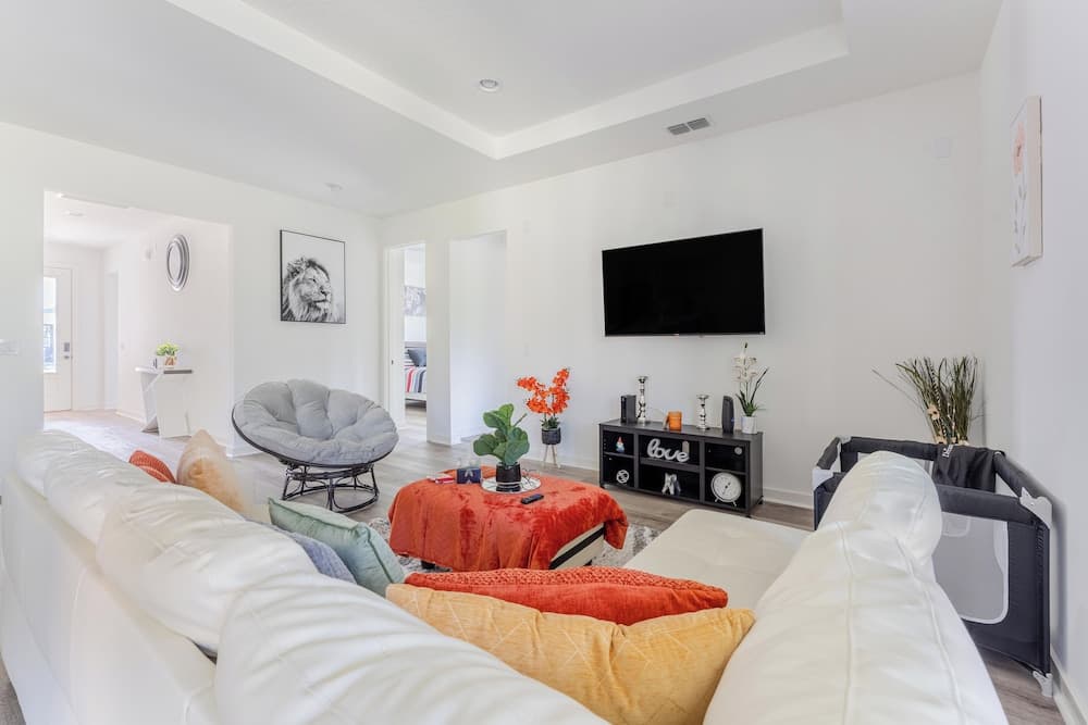 Serenity Lake - Image 6