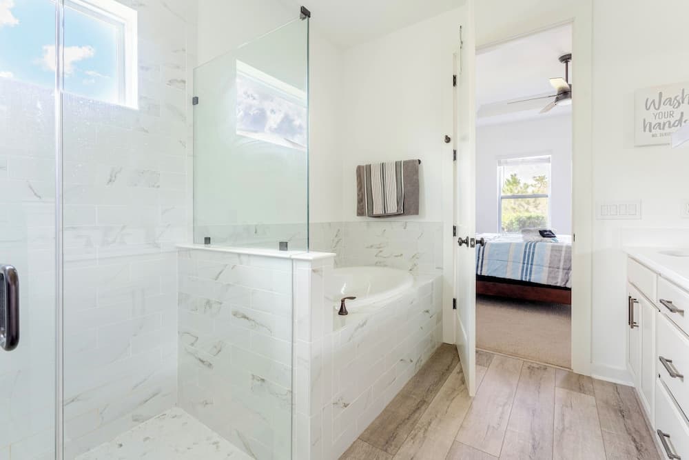 Serenity Lake - Image 25