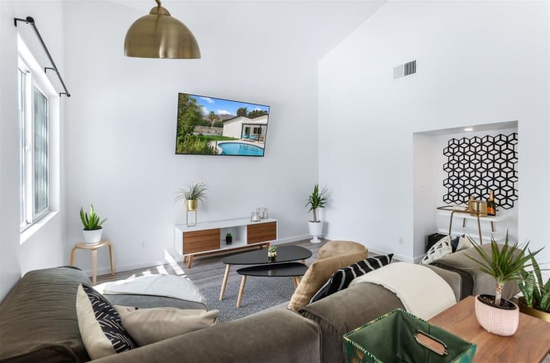 Desert Green Serenity - Image 5