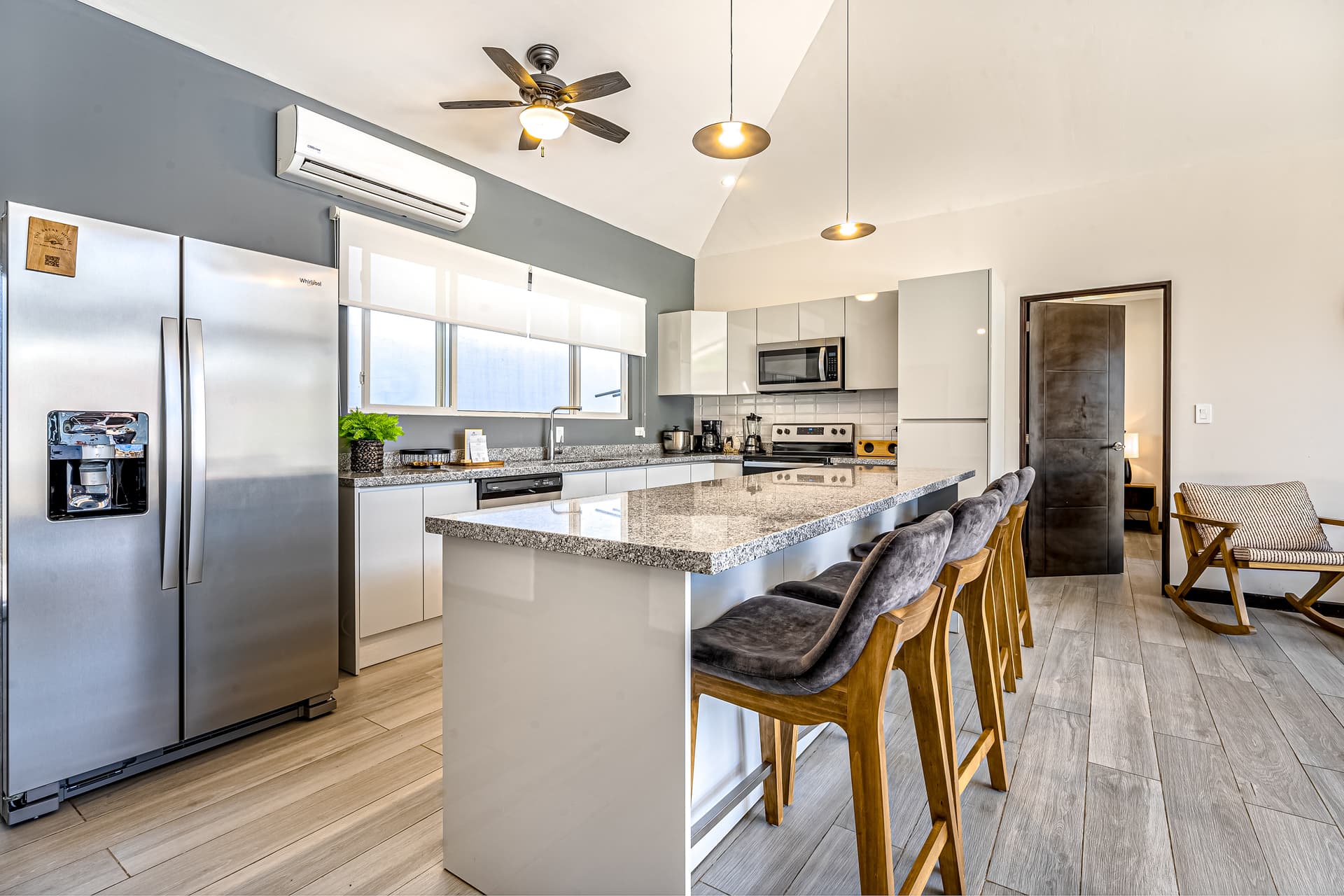 Break Point Condo - Image 4