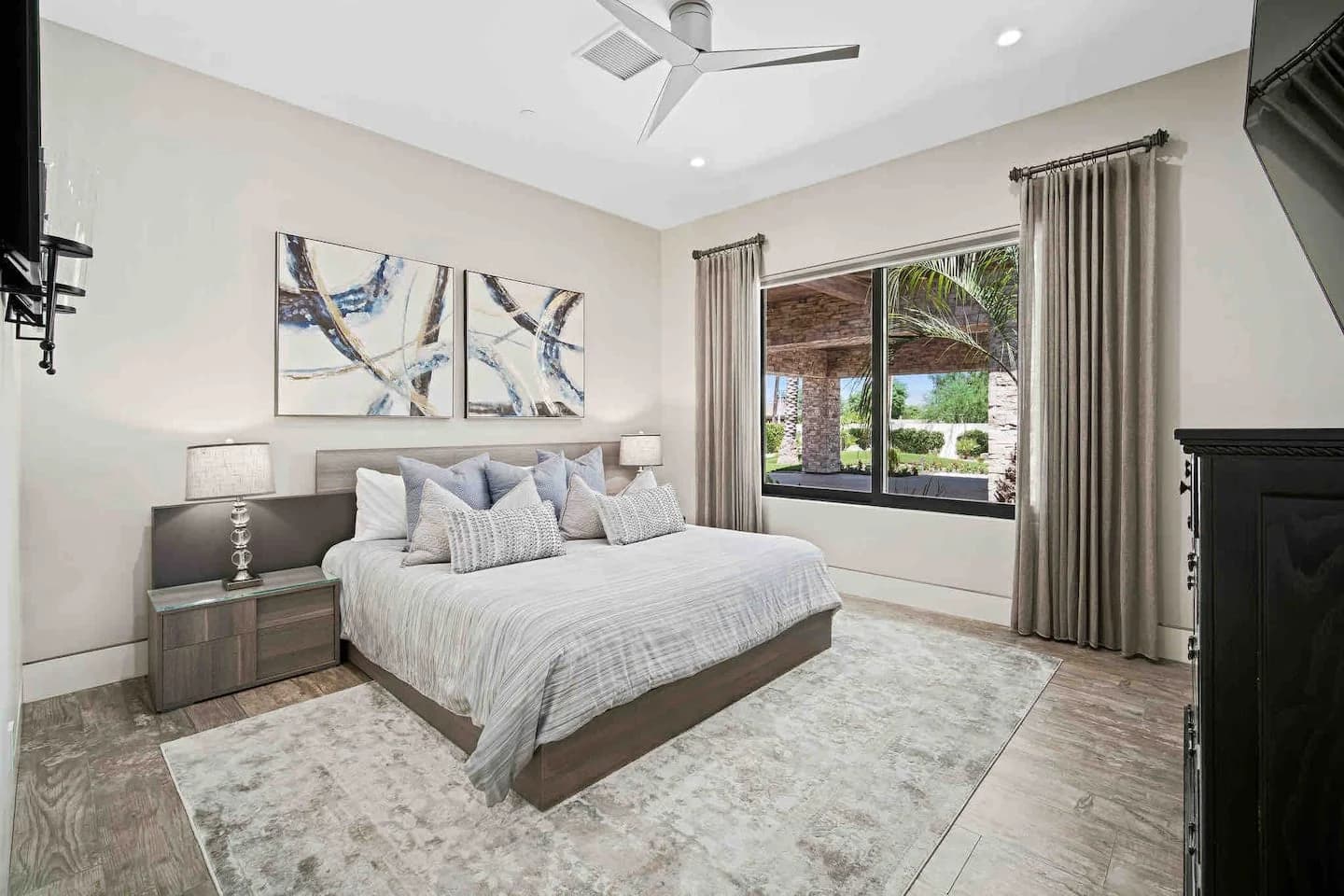 Palm Desert Estate - Image 12