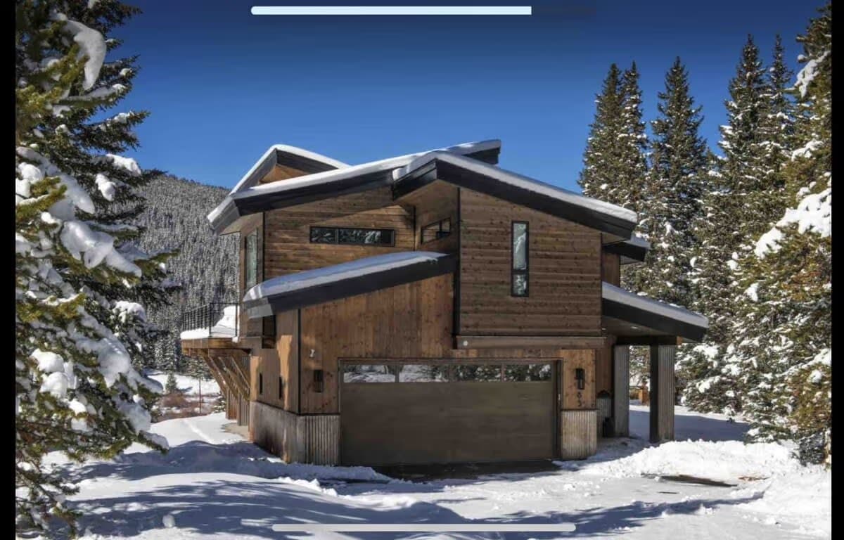 Echo Pines Chalet - Image 2
