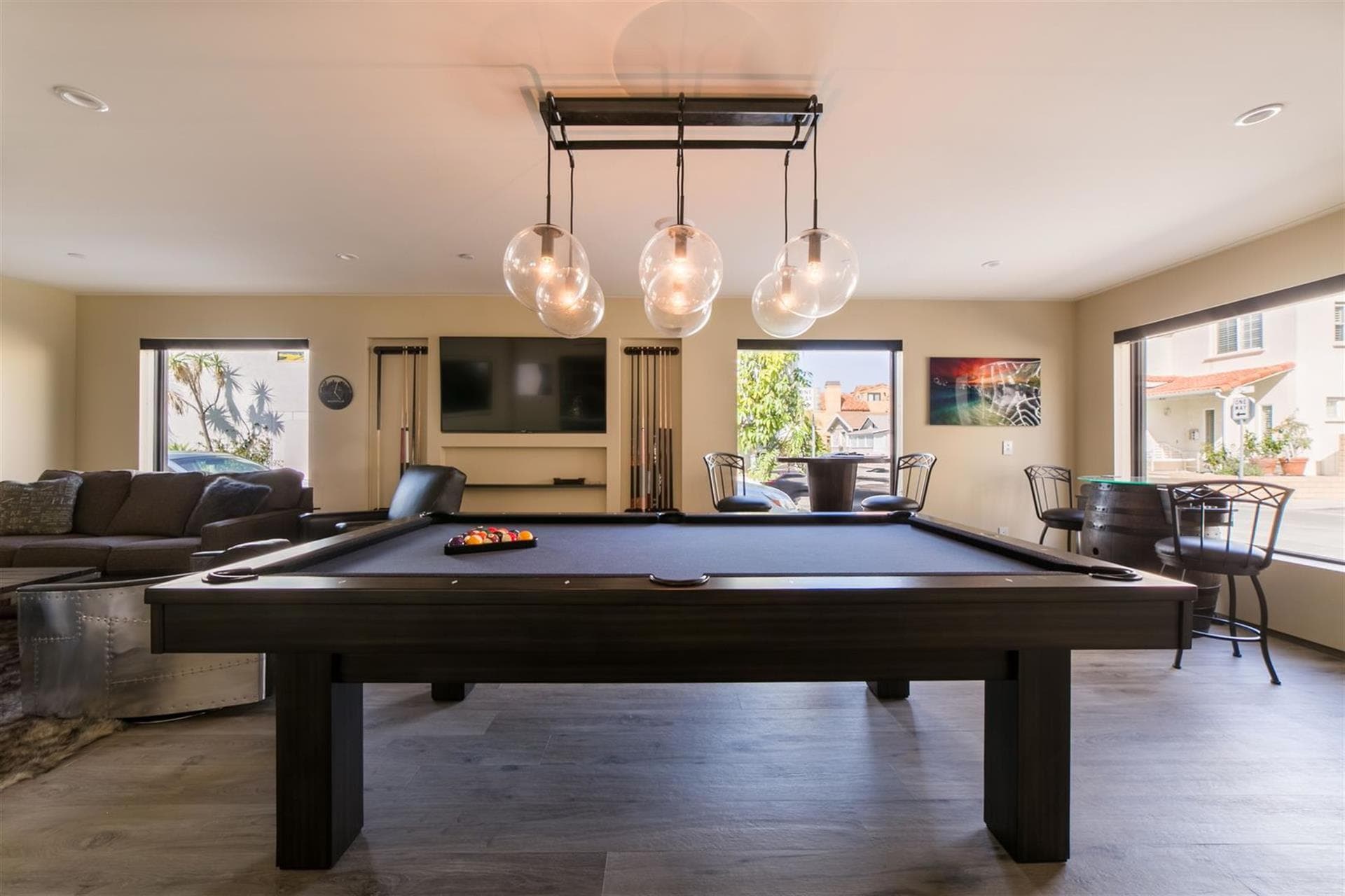 Bay Escape - Image 26