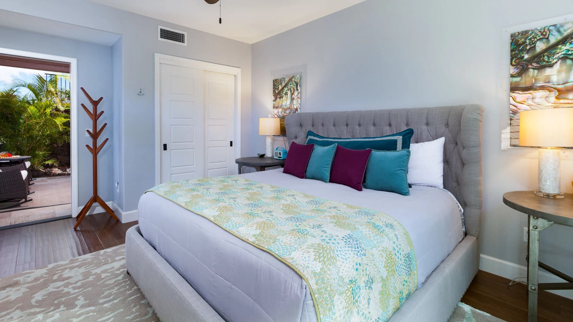 Sea Glass House - Image 19