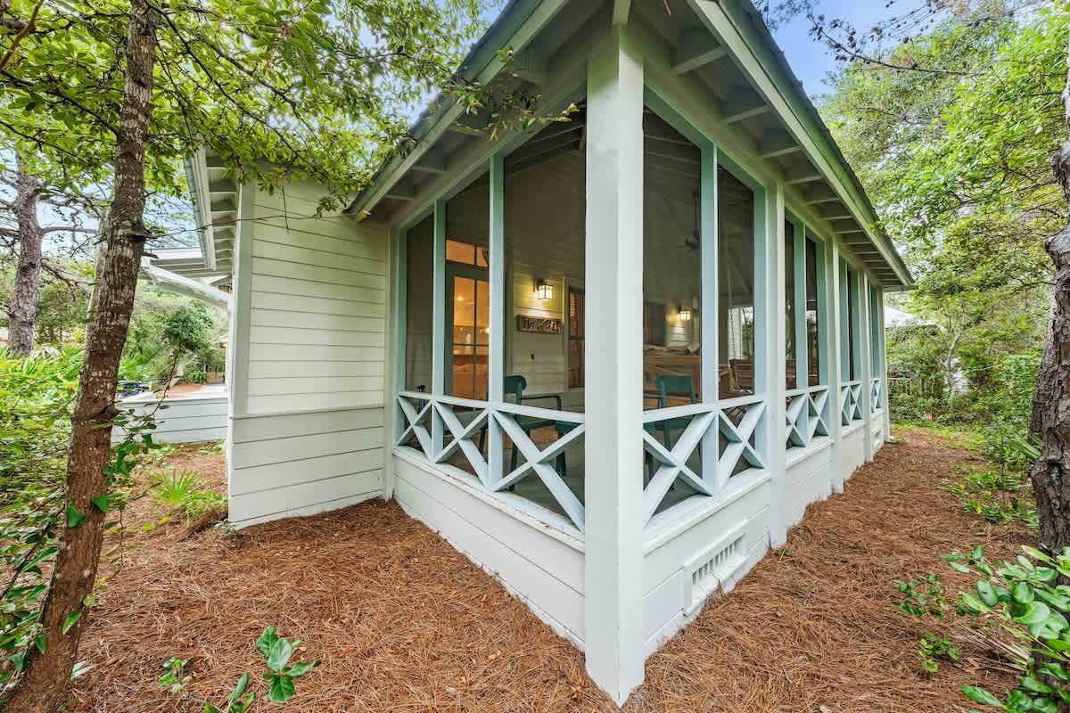 Story House - Image 23