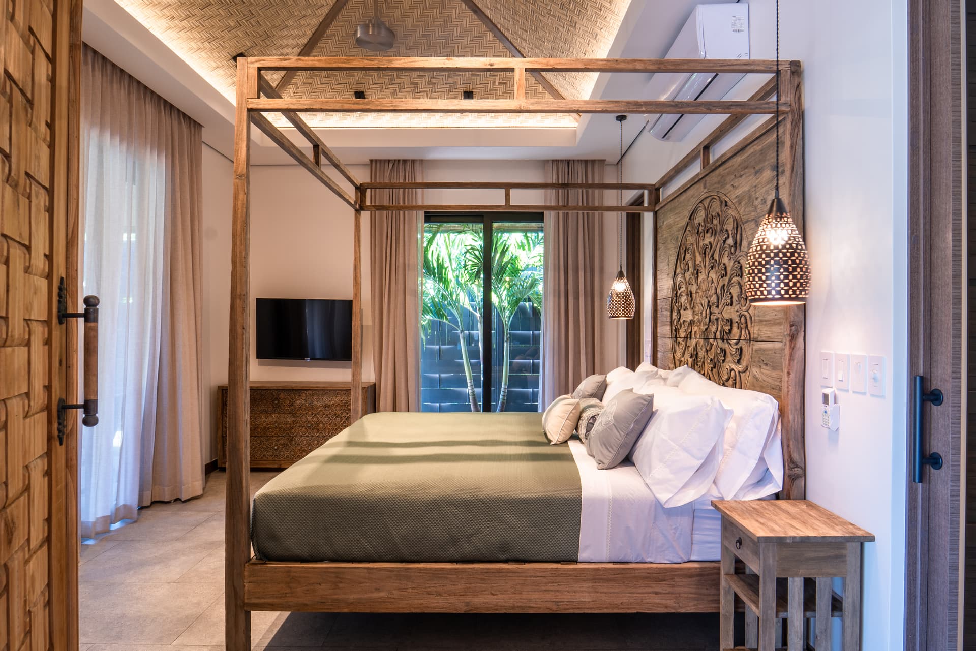 Soul House - Image 17