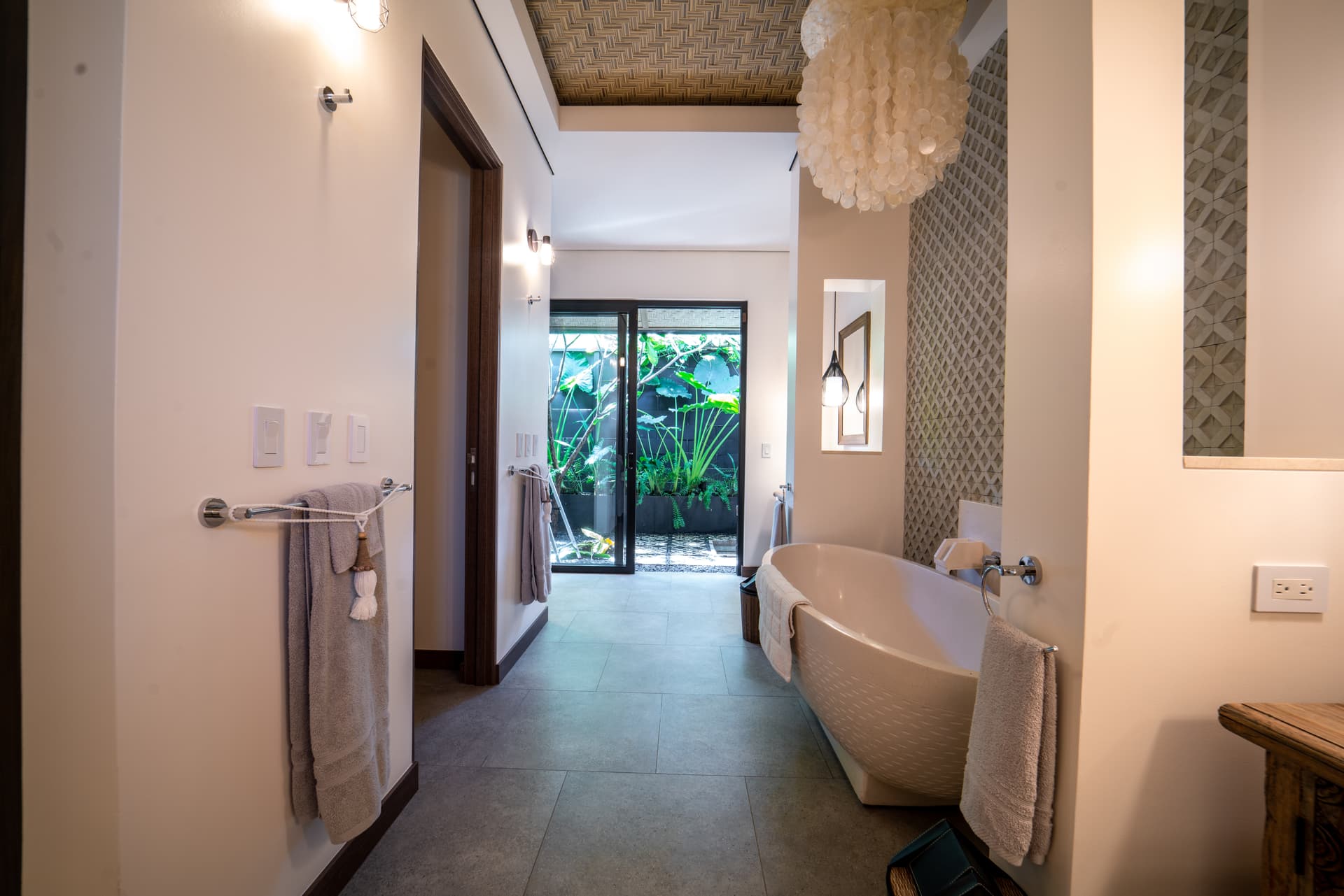 Soul House - Image 23