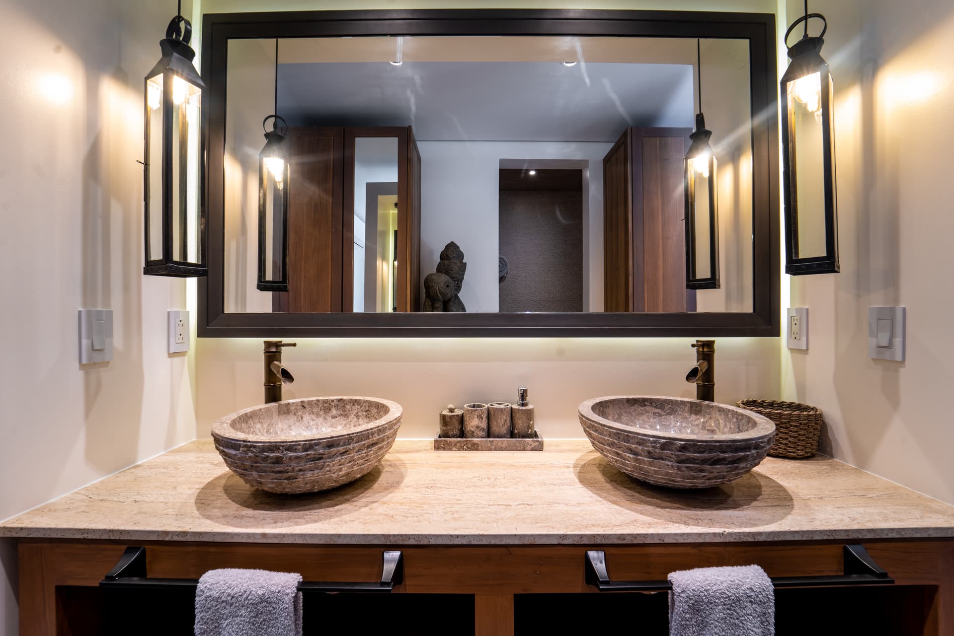 Soul House - Image 29