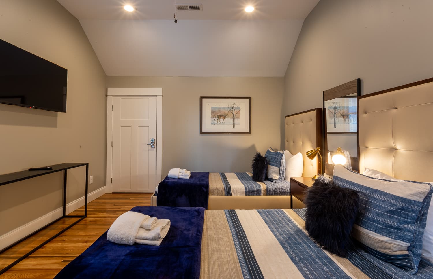 Southbound - Image 23