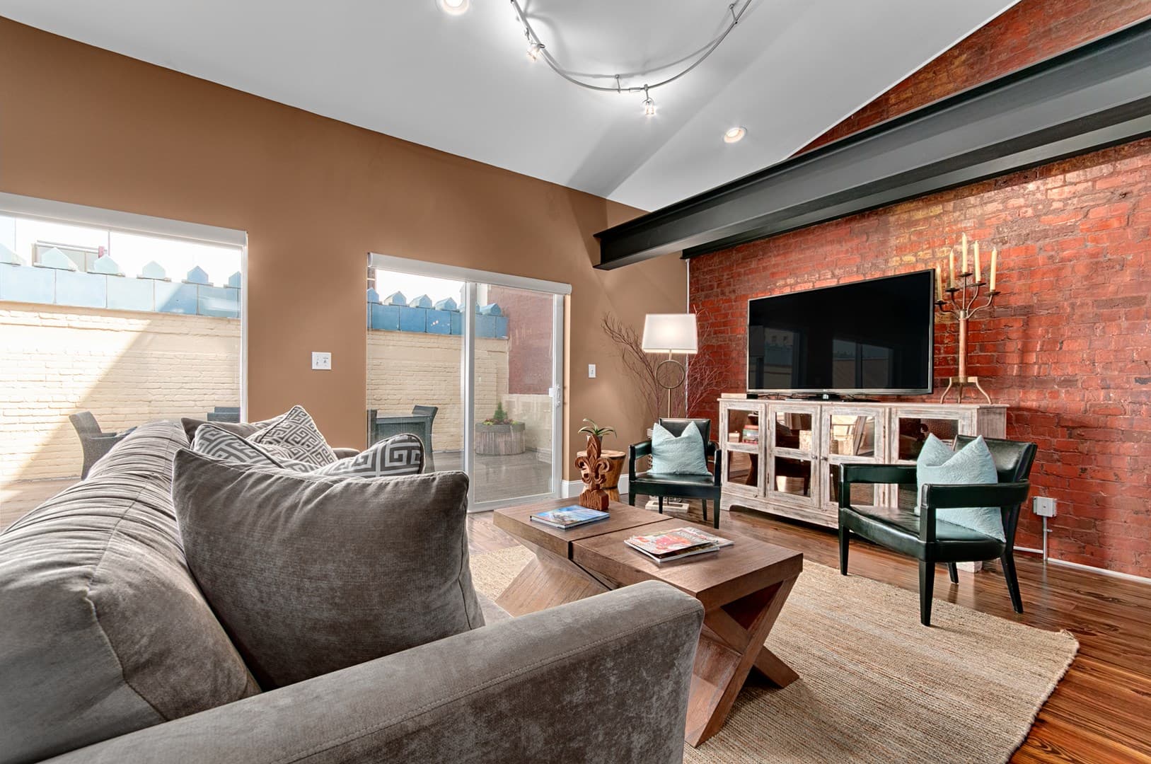 Southern Gem - Image 2