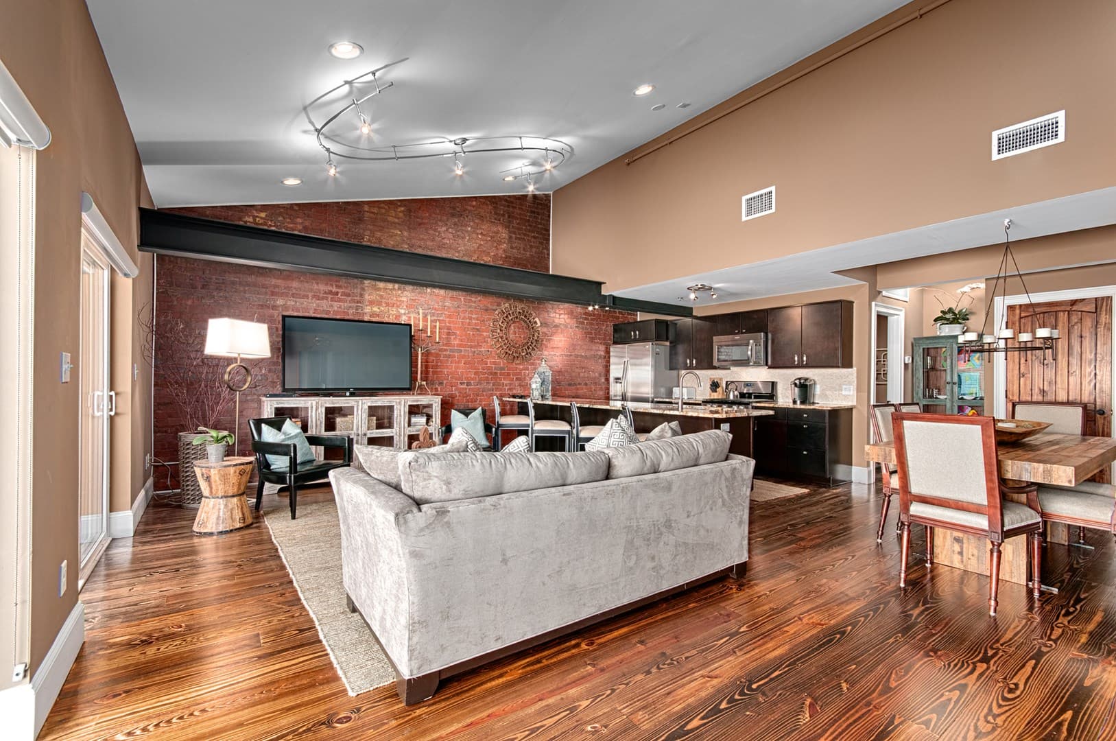 Southern Gem - Image 3