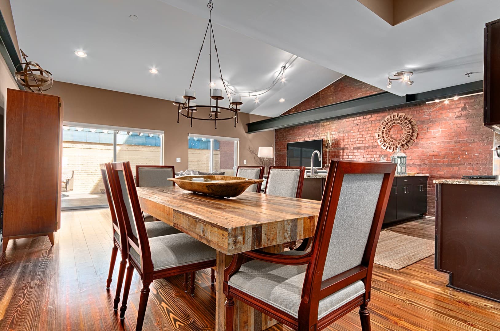 Southern Gem - Image 10