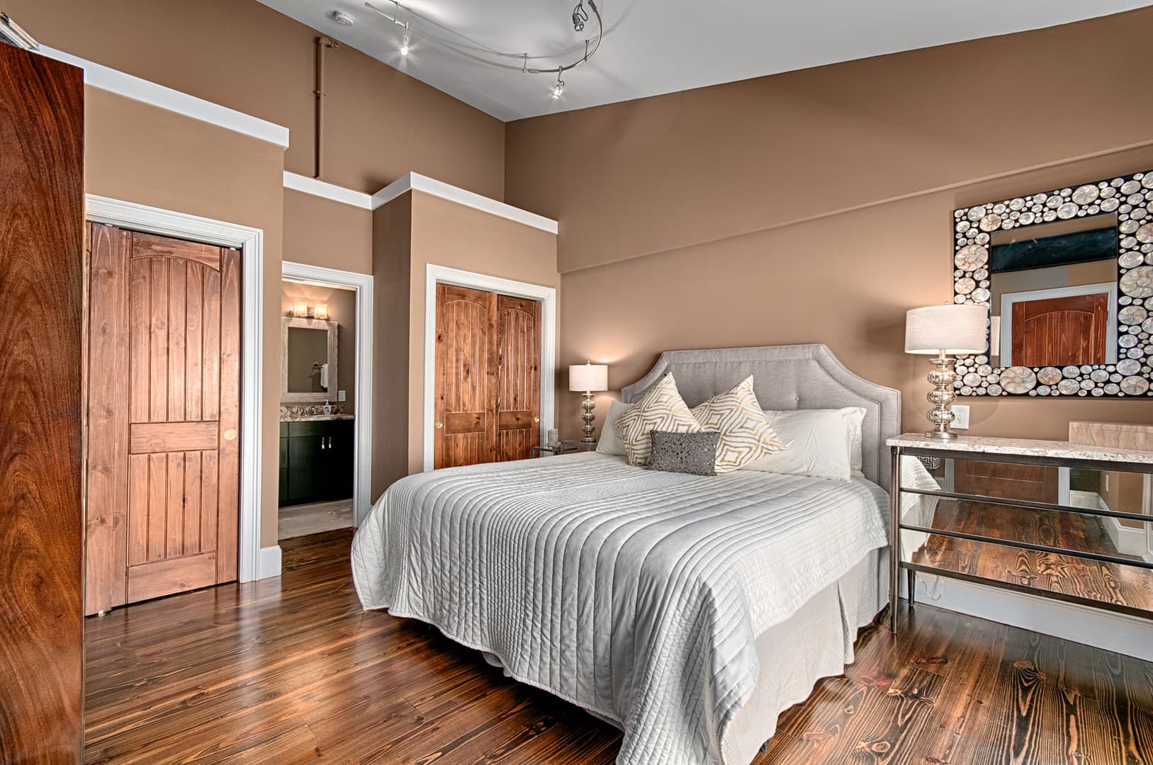 Southern Gem - Image 6