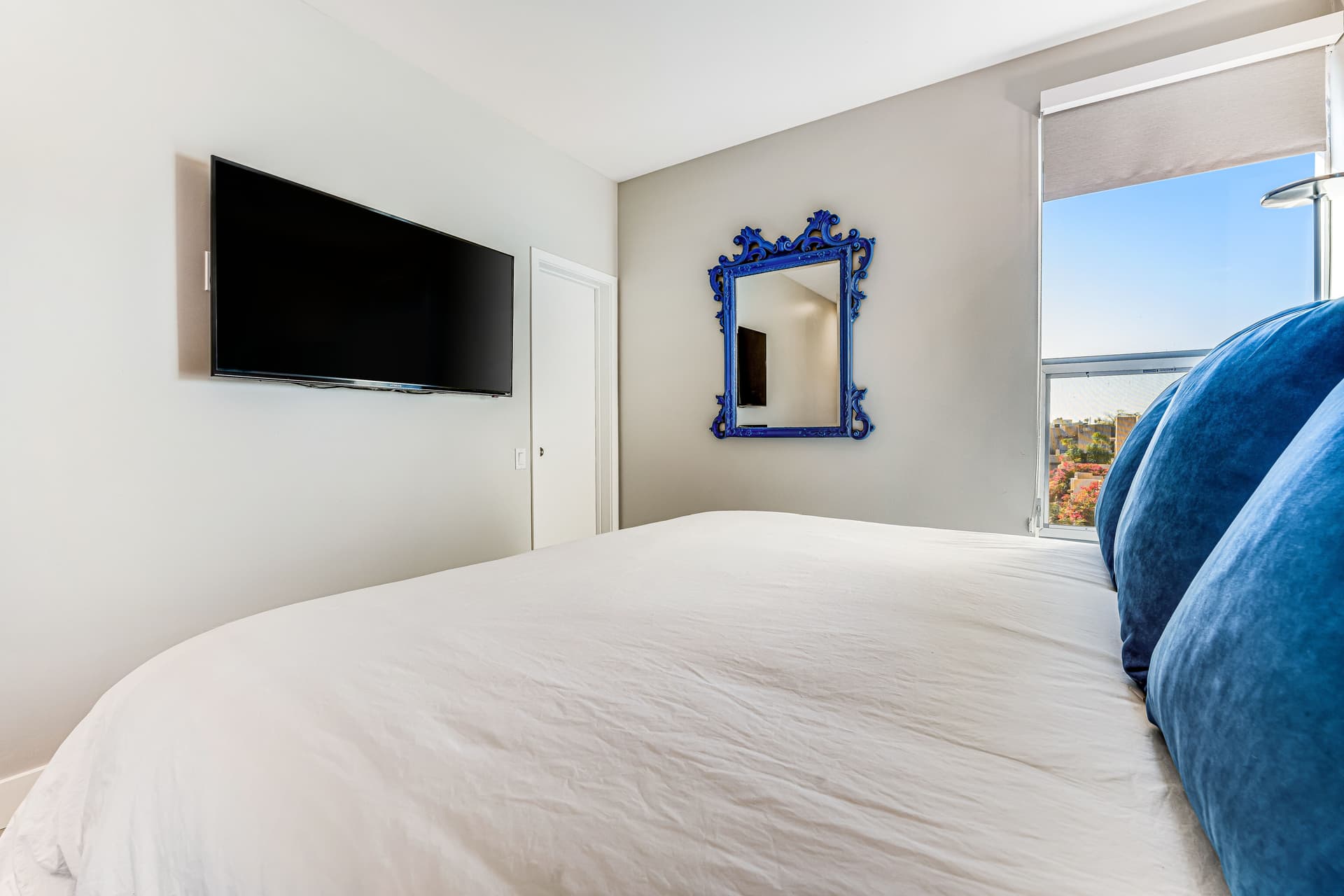 Blue Cactus Getaway - Image 22