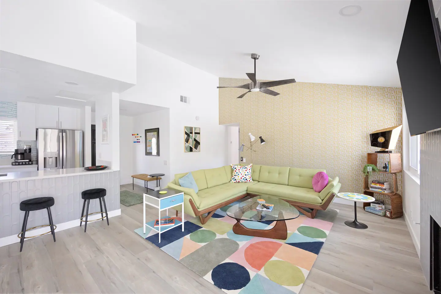 Modern Oasis - Image 8