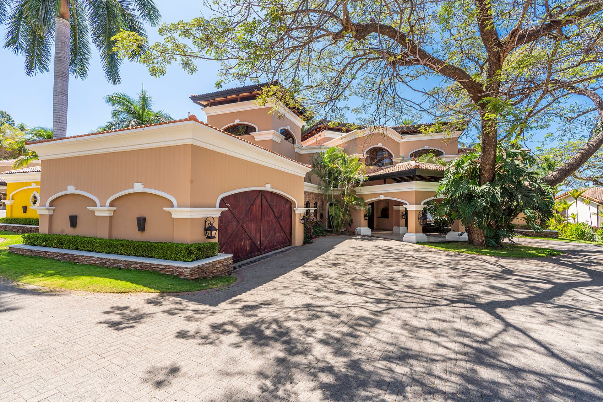 Hacienda del Arbol - Image 2