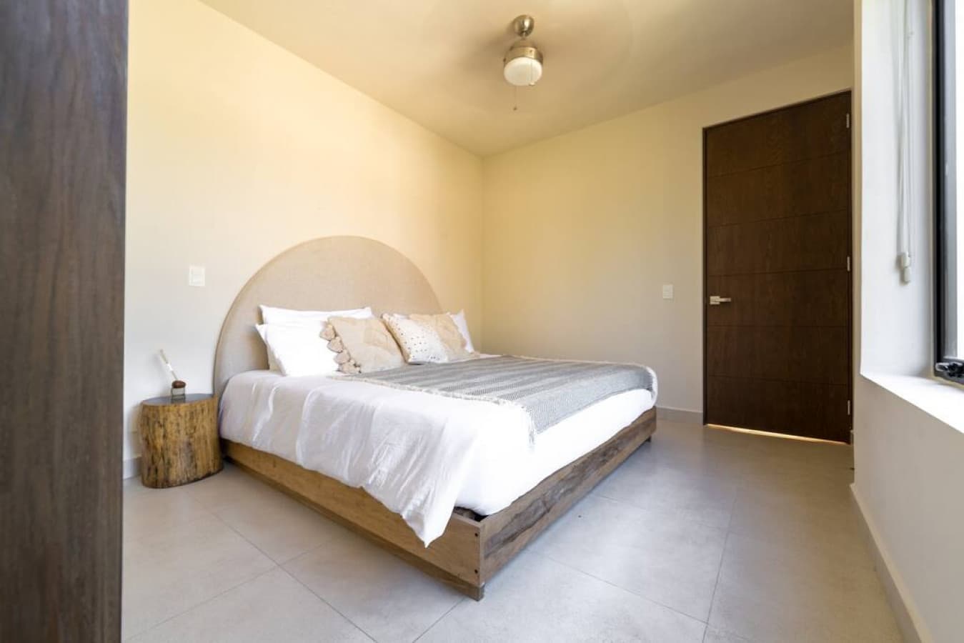 Edena Jardin Villa Beach Club - Image 9