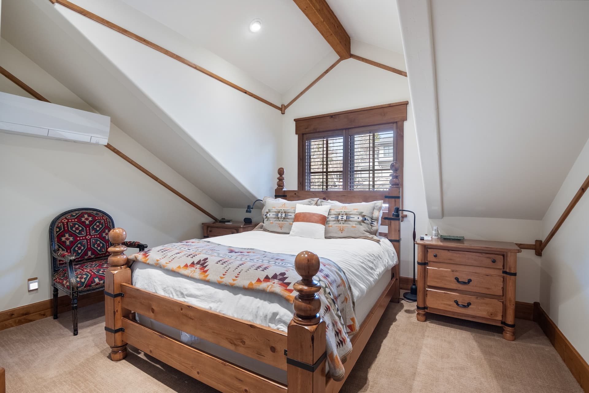 Timber Lodge at the Oaks - Image 40