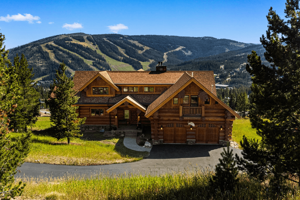 Timberline Lodge - Image 2
