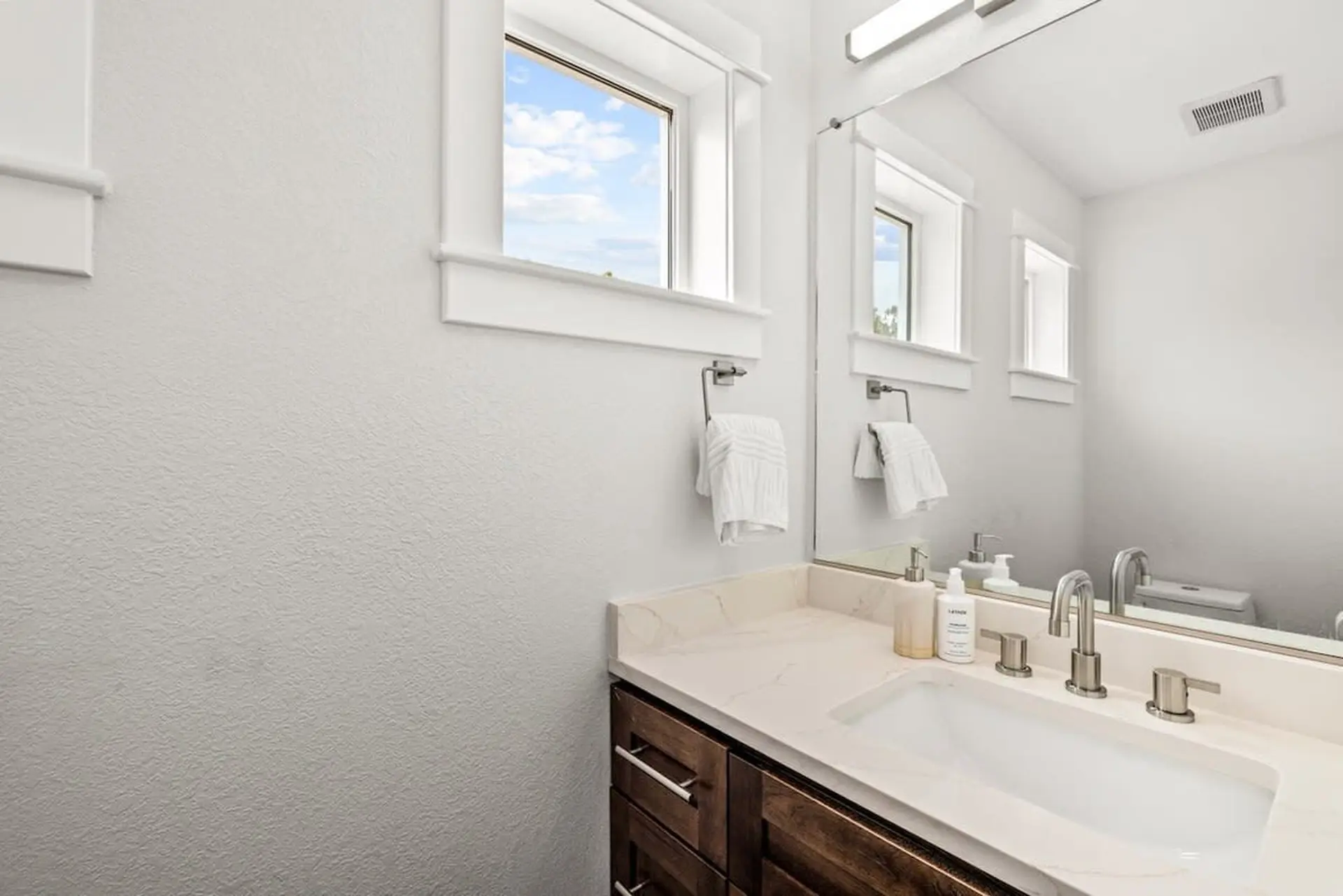 Ocean's Grove - Image 46