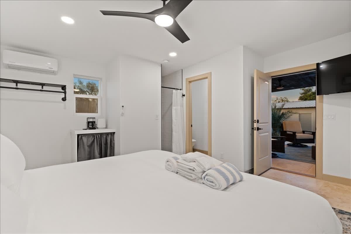 Desert Horizon - Image 26