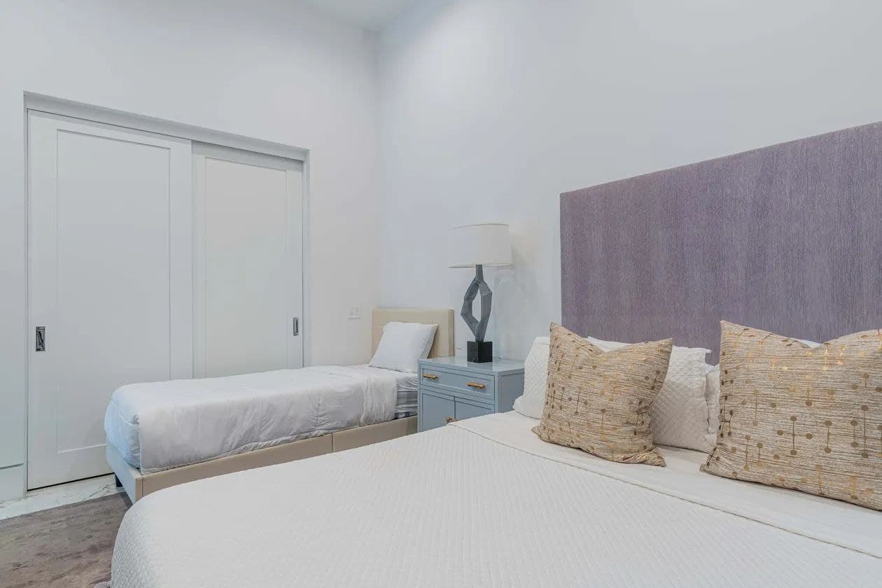 Bravo Villa #4 - Image 30